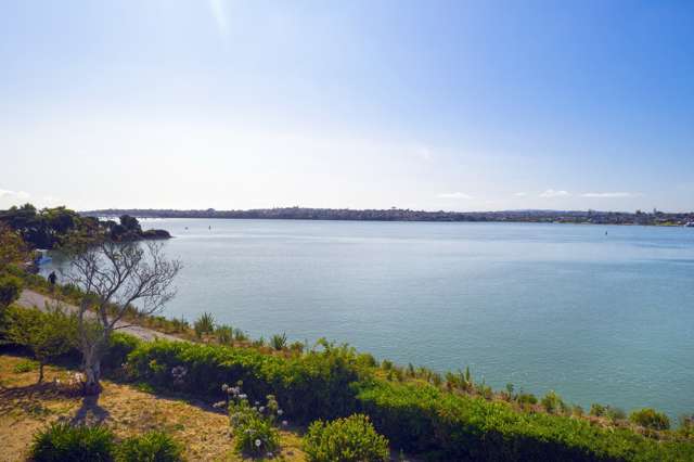 10 Riki Road Point England_3