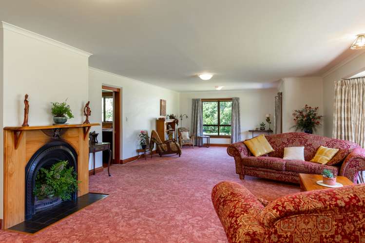 21 Neal Road Rarangi_6