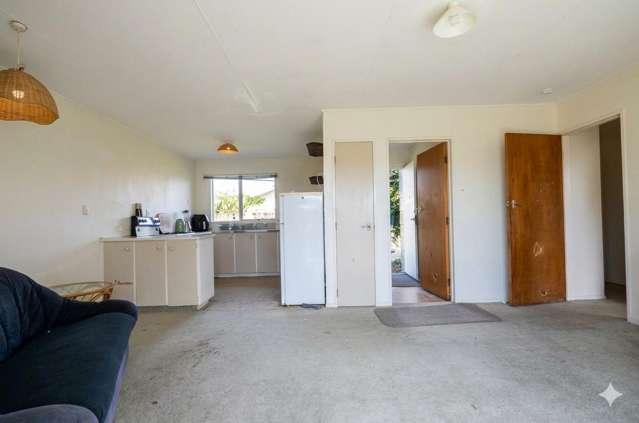 1A Ramsey Place Flaxmere_2