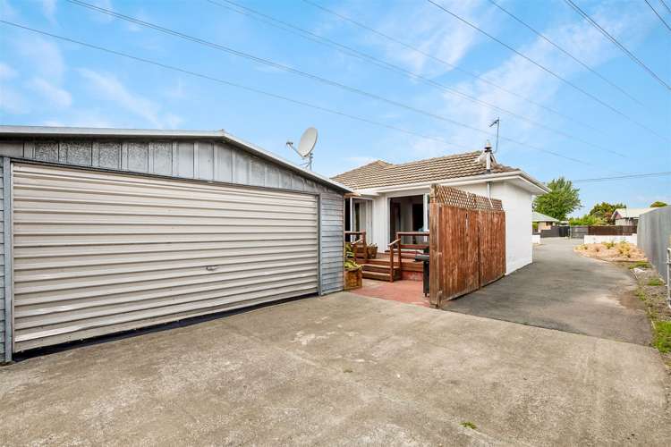 151 Foremans Road Islington_13