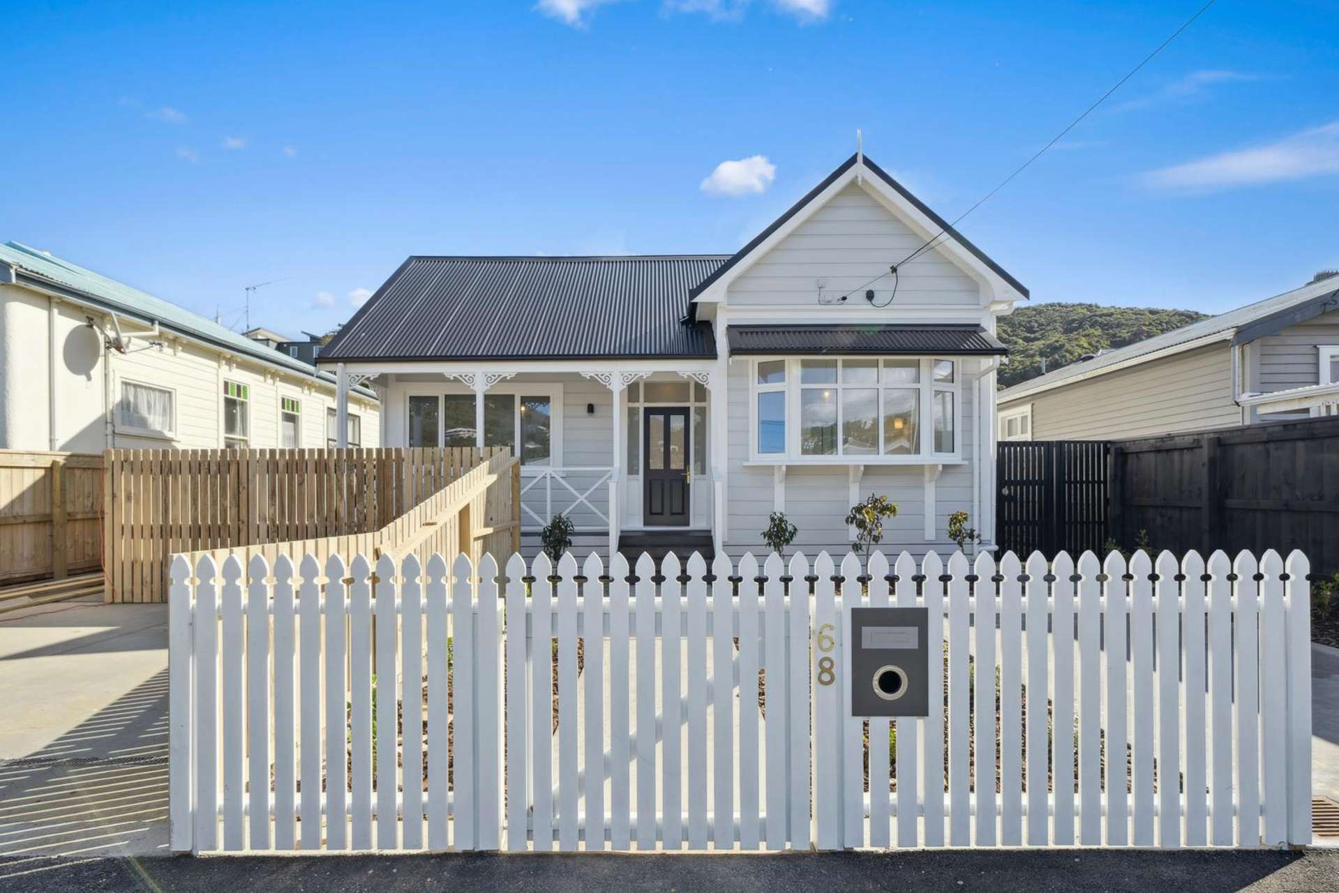 68 Derwent Street Island Bay_0