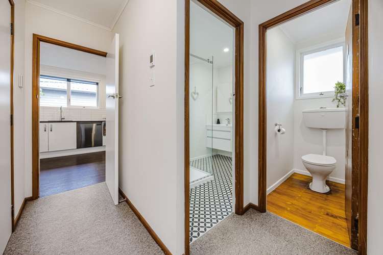 22 Wayne Drive Mangere_13