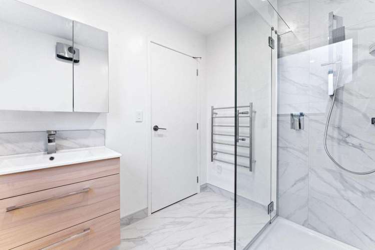  8/10 Fathom Place Te Atatū Peninsula_5