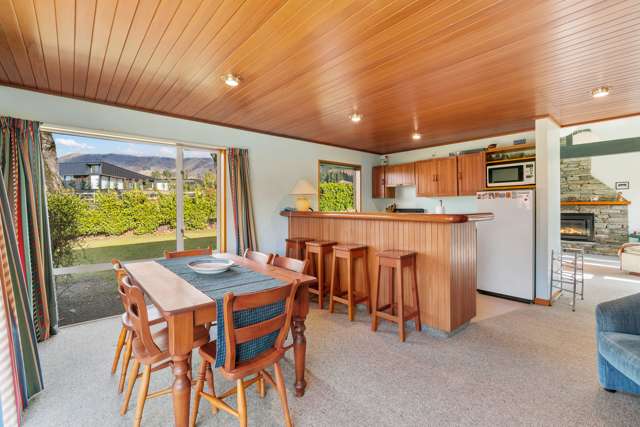 15b Heuchan Lane Wanaka_1