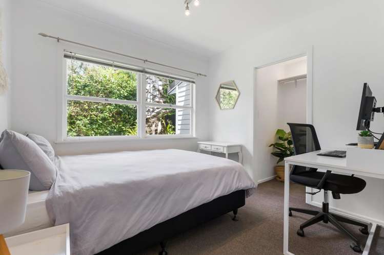 11 Mayall Avenue Beach Haven_13