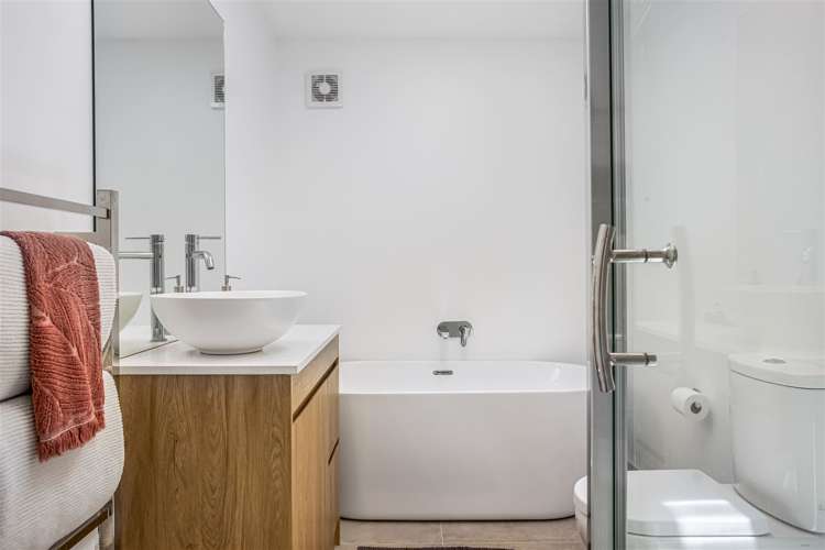 81 Matakohe Road Westgate_16