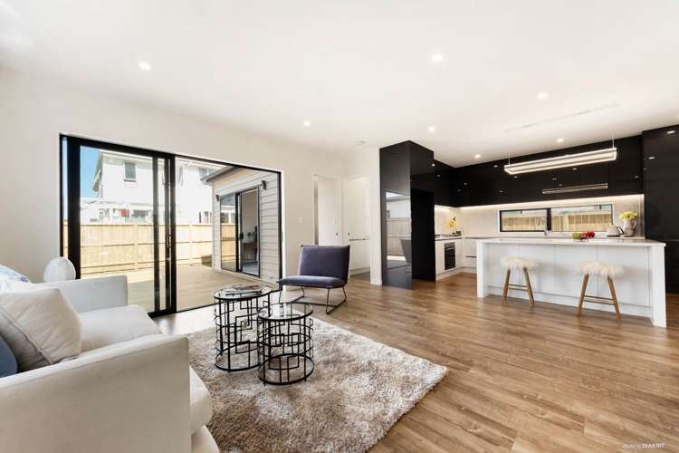 4 Hangar Lane Whenuapai_5