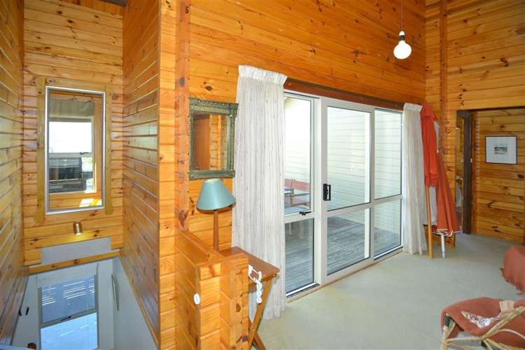 52 Watson Street Akaroa_11