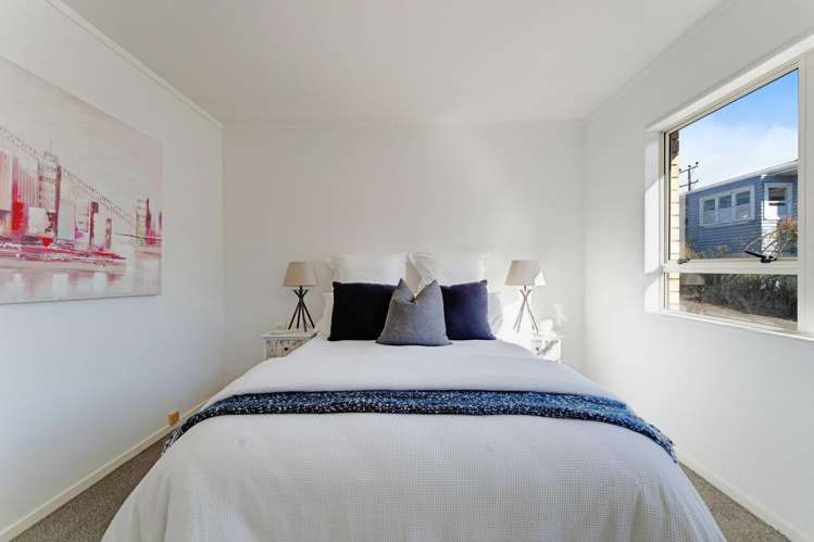 2/66 Coronation Road Hillcrest_10