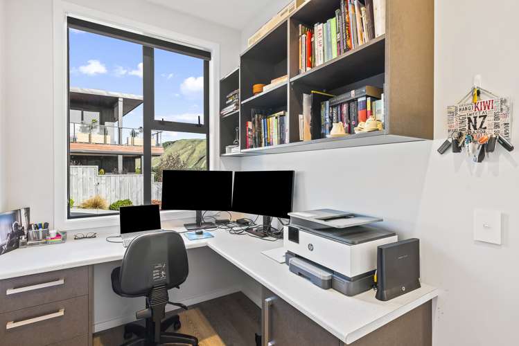 99 Kakariki Grove Waikanae_21