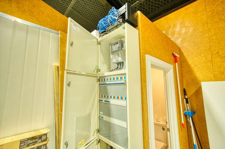 17 Power Road Karoro_19