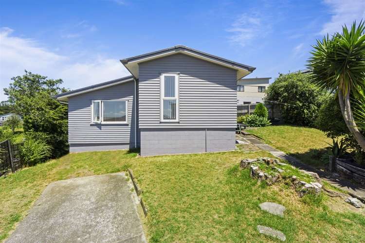 17 Taurus Crescent Beach Haven_19