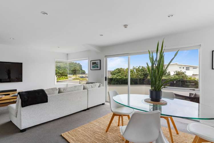 4/111 Hunt Road Whangamata_10