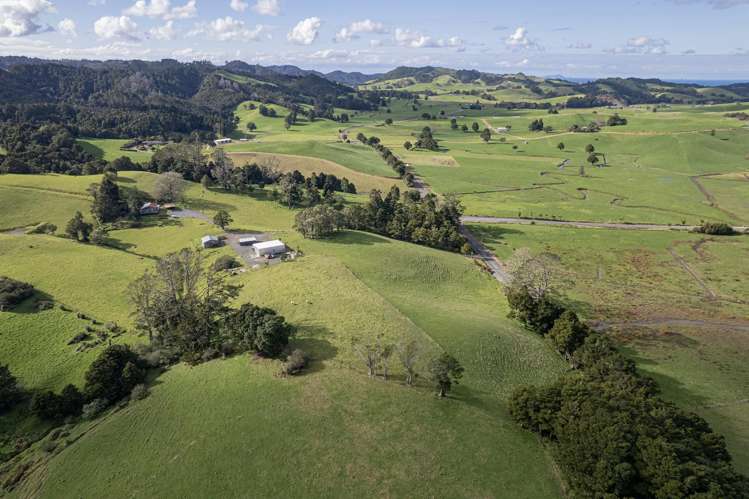 1043 Whananaki North Road Opuawhanga_14