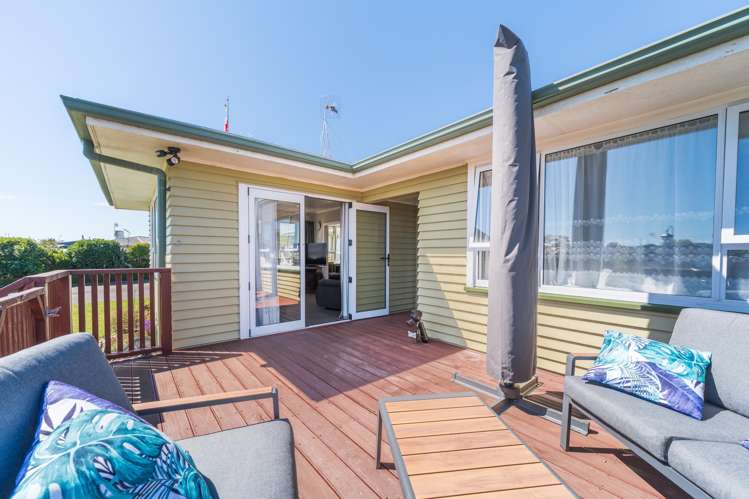 18 Belvedere Crescent Takaro_24
