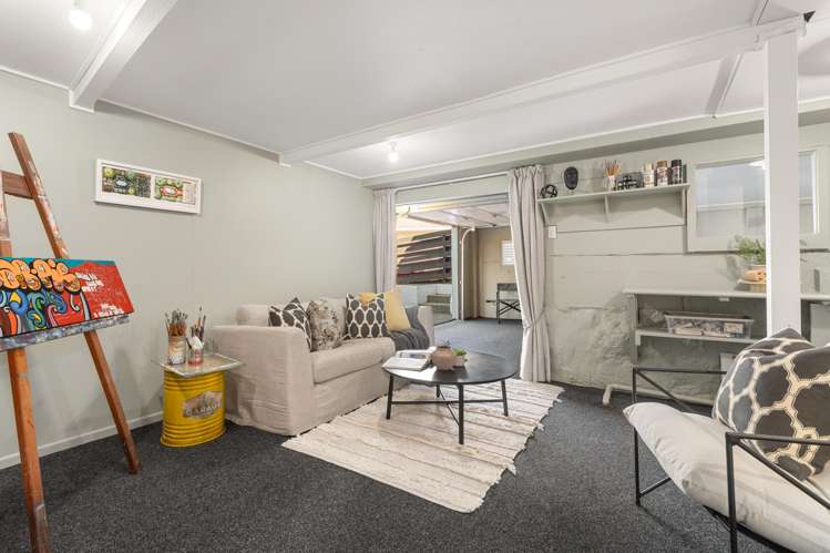 24 Warwick Place Brookfield_22