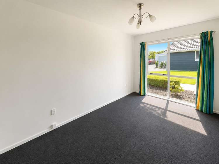 6 Rowanwood Close 1447_9