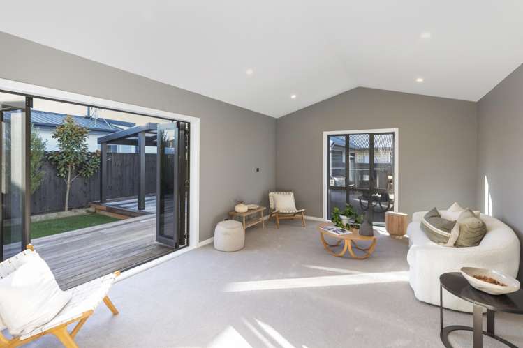 34 Diamond Avenue_1