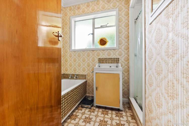 49 Yeovil Road Te Atatu Peninsula_11