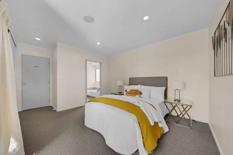 2/30 Abbotts Way Remuera_11