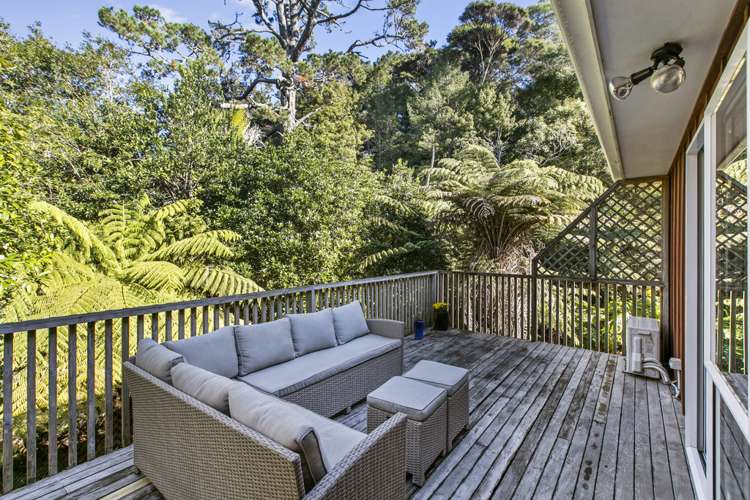 2/128 Spinella Drive Bayview_11