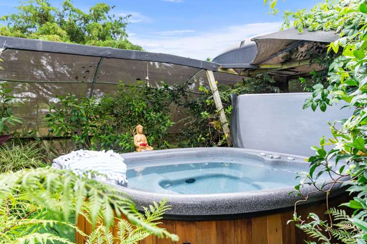 215 Valley View Road Otaika_17