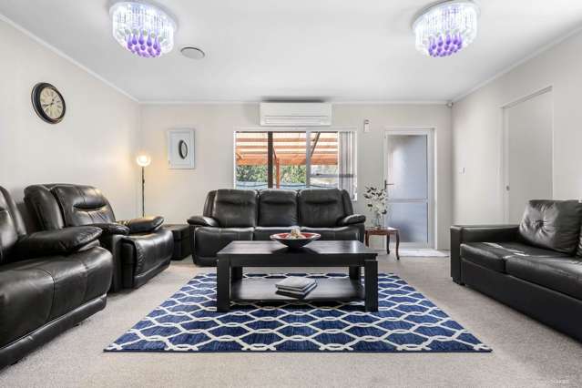 Modern Lifestyle 5 Bedroom Papatoetoe House