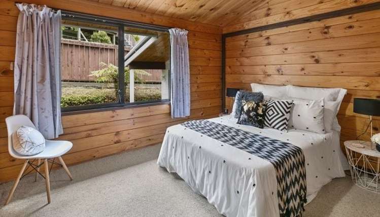 87 Allington Road Karori_6