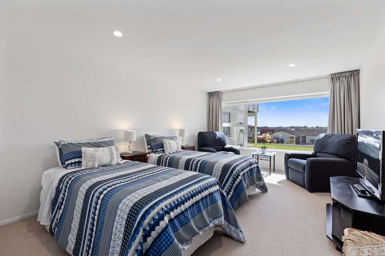 24 Wickham Place Hairini_23