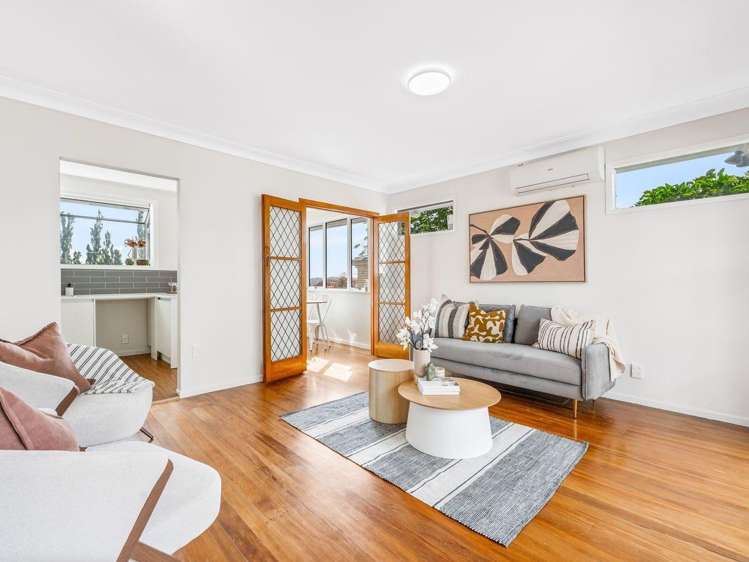 207 Sturges Road 11401_2