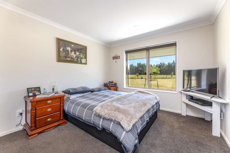 2840 South Eyre Road West Eyreton_9