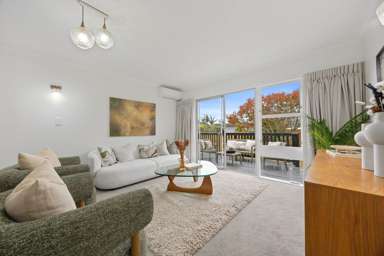 2/49 Littlejohn Street_2
