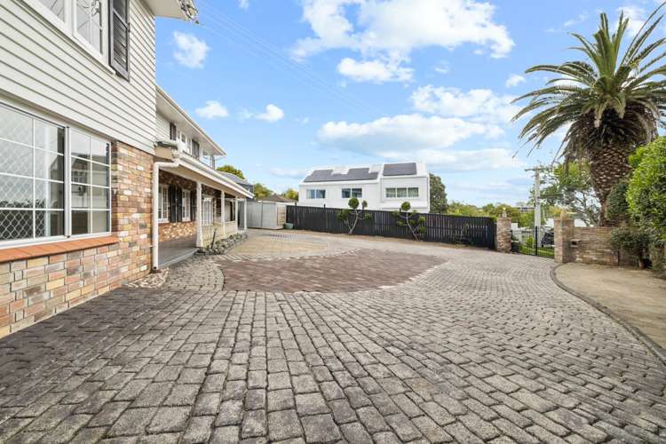 2 Queensway Three Kings_9