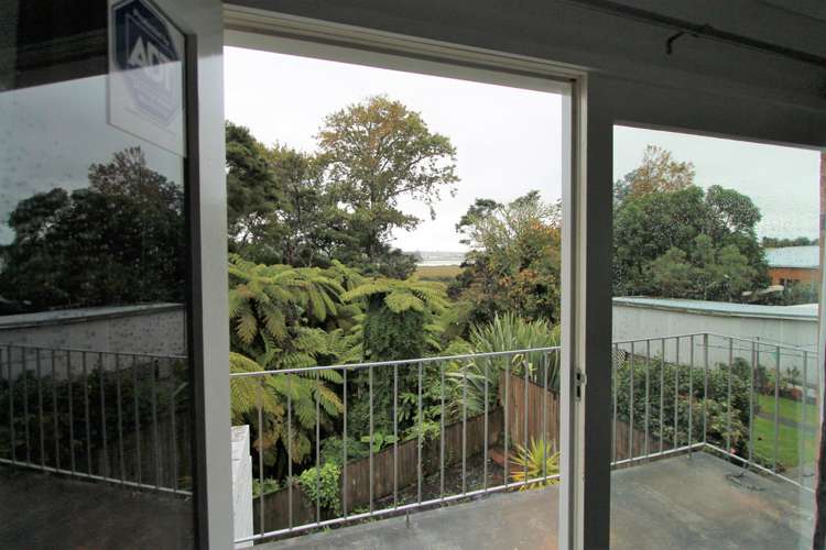 1/24 Dawnhaven Drive Te Atatu Peninsula_12