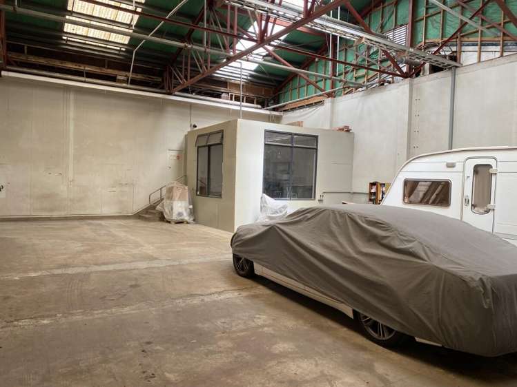 15 Riri Street Mangakakahi_1