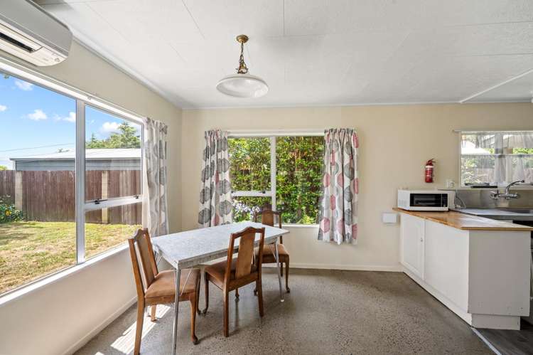 18 Amundsen Avenue Flaxmere_5