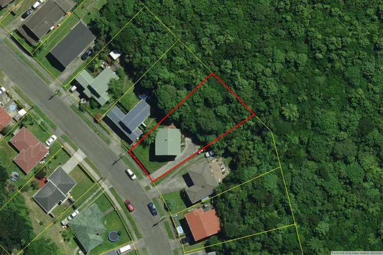 50 Cardiff Crescent Cannons Creek_14