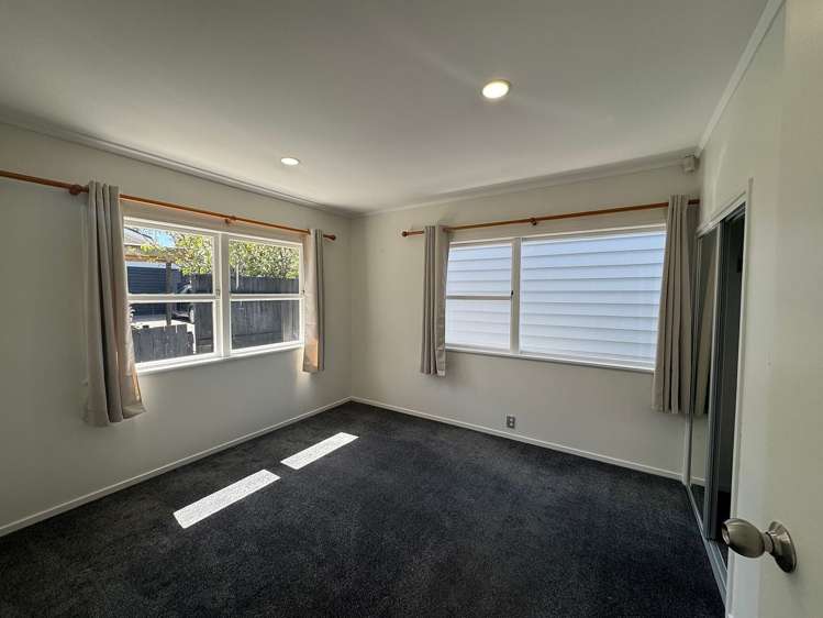 4 Pauline Place Bucklands Beach_5