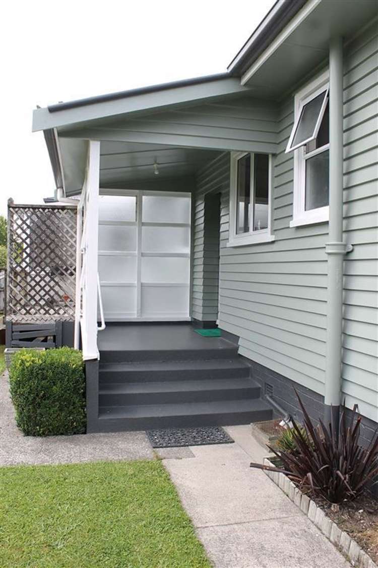 3 Churchill Avenue Te Aroha_10