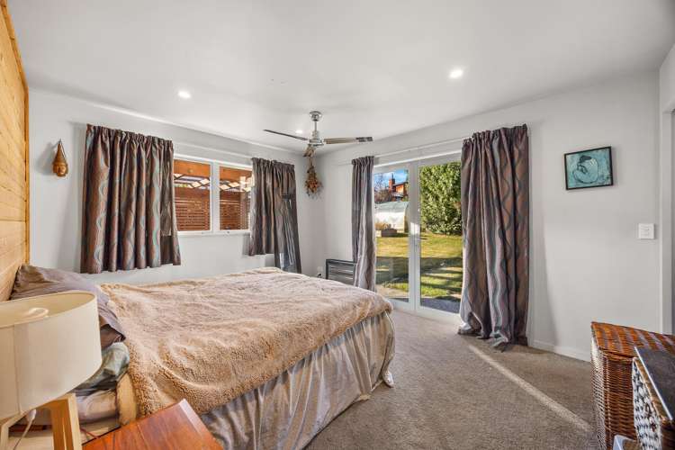 7 Ellie Place Lake Hawea_10