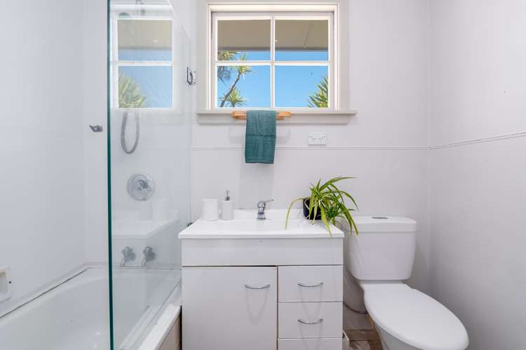 757 Ferry Road Woolston_13