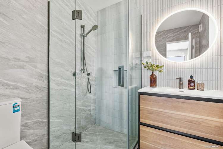 8b Ringwood Street Torbay_13