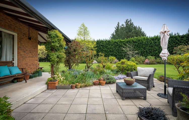 87 Halkett Road West Melton_22