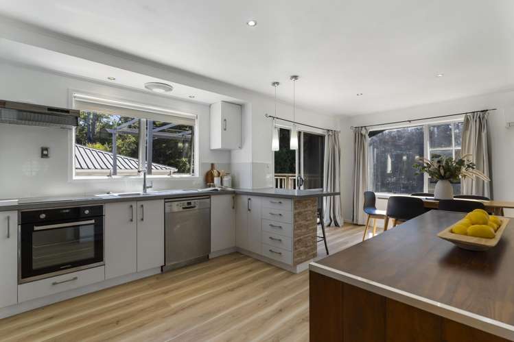 1/6 Sapphire Place Bayview_6