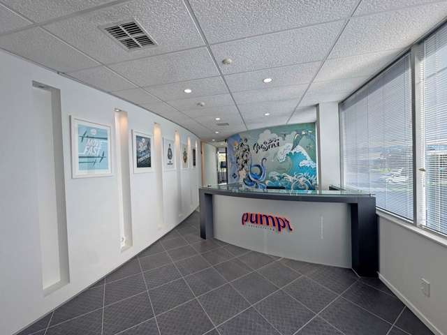 Unit 11/1A William Pickering Drive Rosedale_4