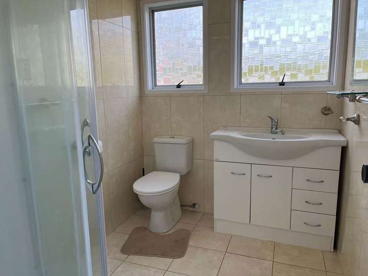 28 Cranberry Place Bucklands Beach_8