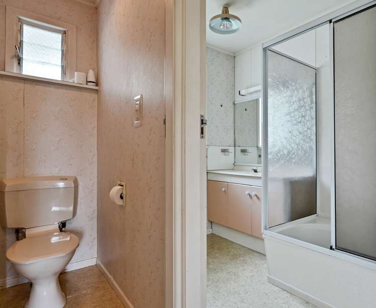 244 Glengarry Road Glen Eden_9