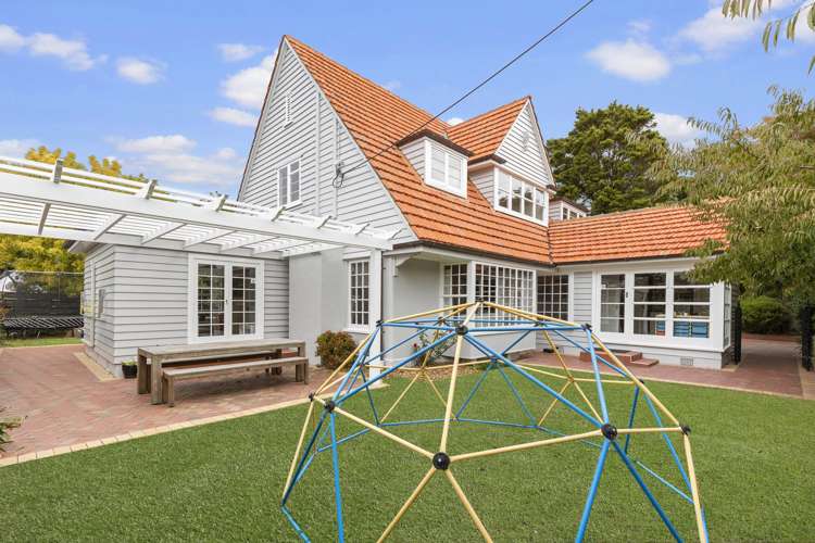 34 Penrose Street Woburn_20