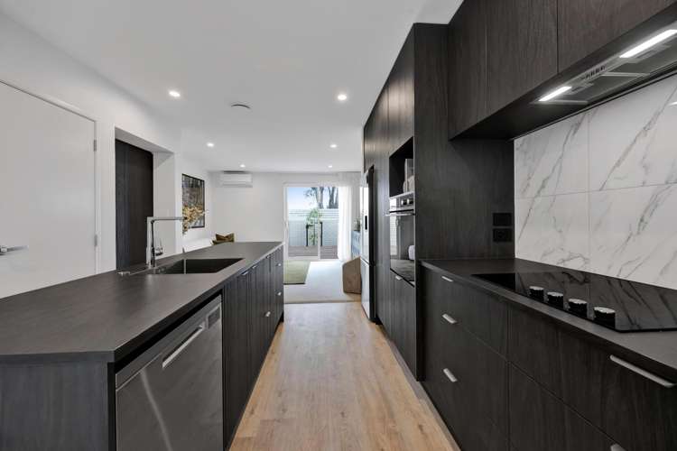 2 and 4 Cracroft Street_2
