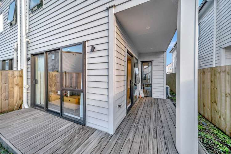 9 John Burn Road Takanini_21